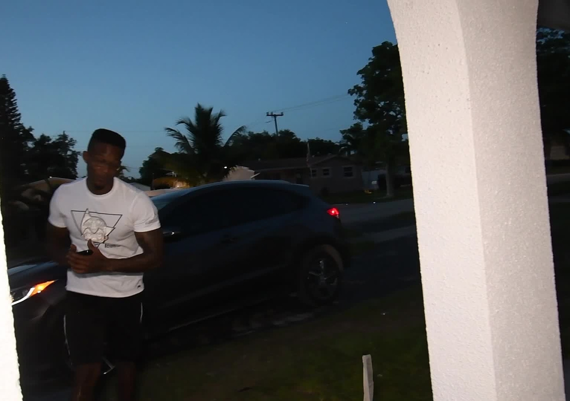 Dante Diggs Into Julie Ginger